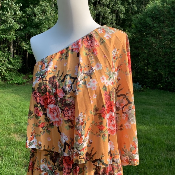 Asos | Pleated one shoulder dress - Picture 5 of 9